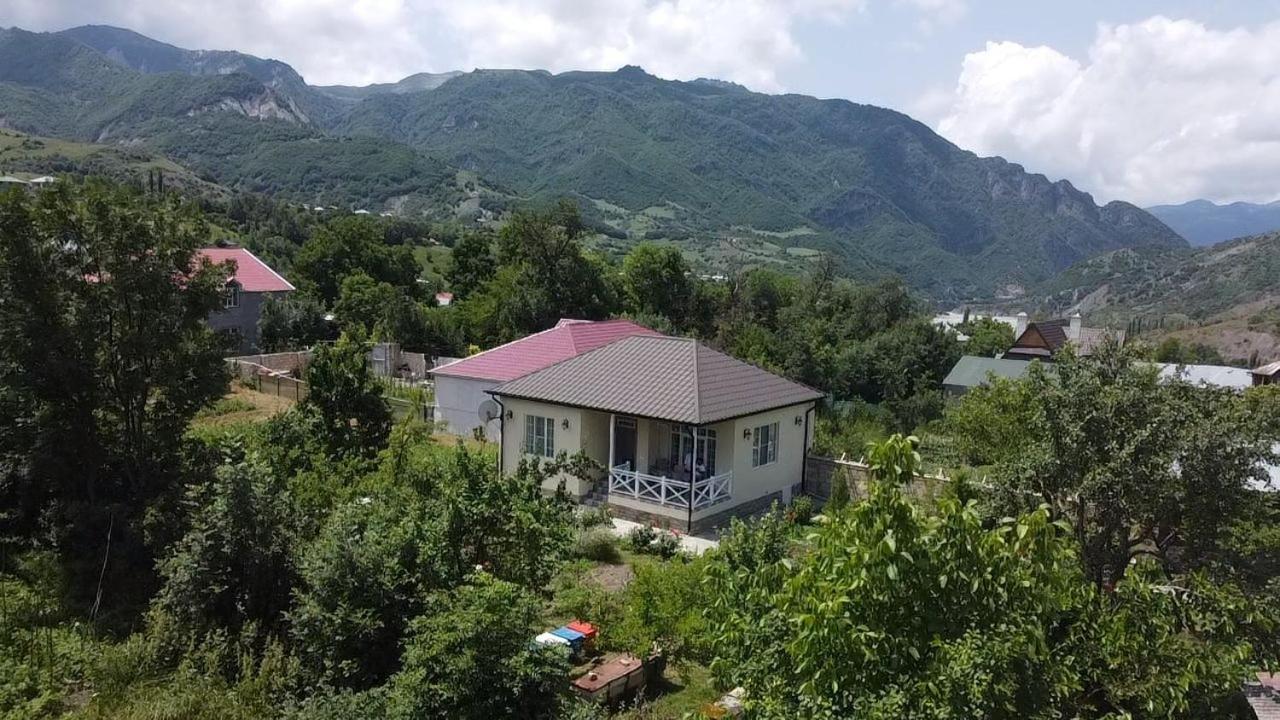 Abbasov'S Guest House-In Lahij Lahic Bagian luar foto