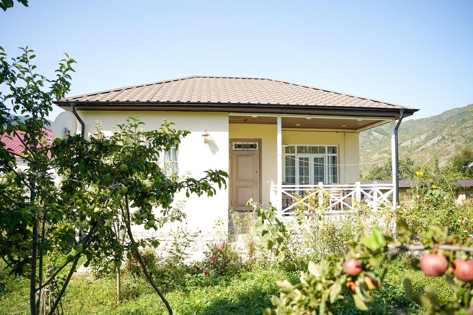 Abbasov'S Guest House-In Lahij Lahic Bagian luar foto